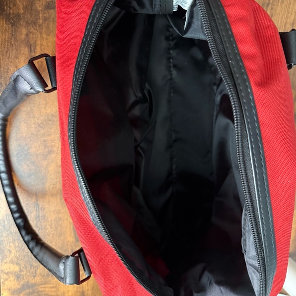Walt Disney World Mickey Mouse 1971 Red Black Duffle‎ Tote Gym Travel Bag - Picture 8 of 15